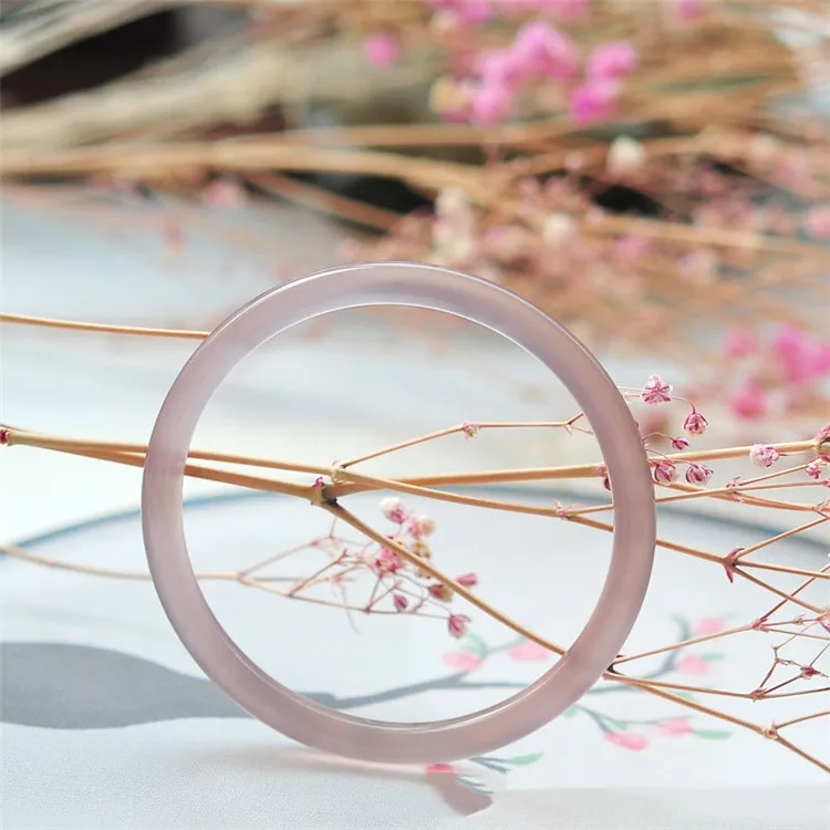 

Natural Agate Imperial Chalcedony Round Bracelet Ladies Fashion Bracelet