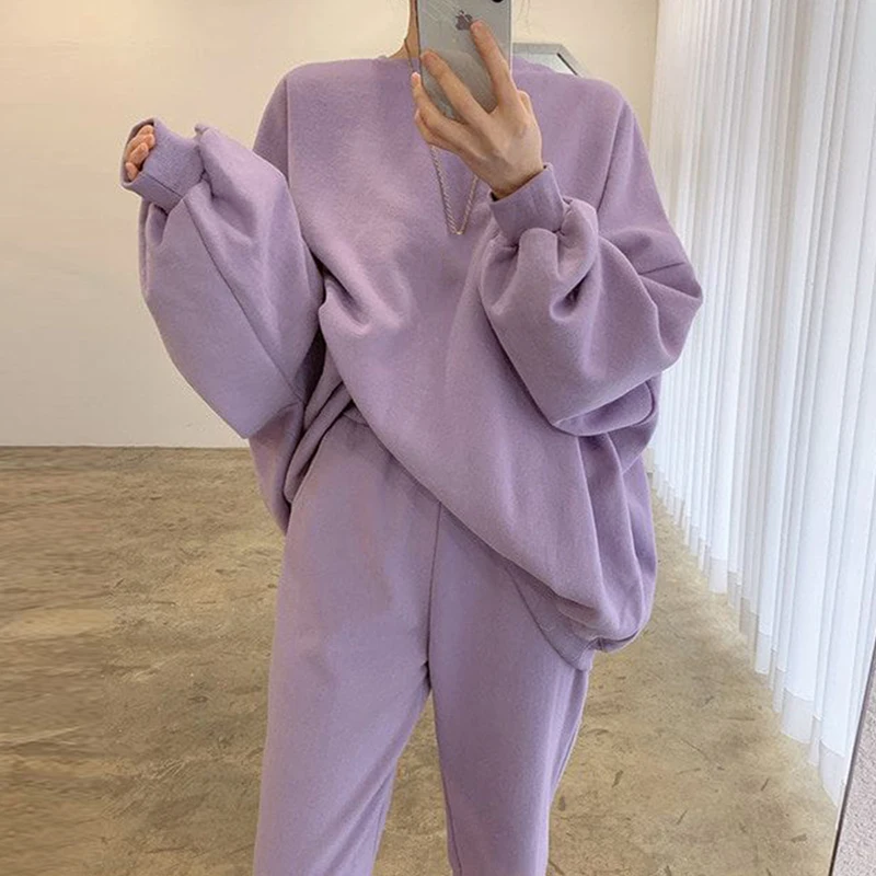 

Женский спортивный костюм Clothland из свитшота и брюк, пуловер с длинным рукавом и брюки с эластичным поясом, повседневный комплект из двух предметов, TA136