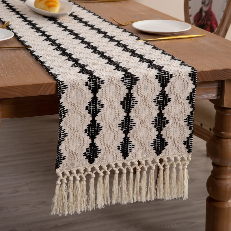 

New cotton woven table flag tassel patchwork color holiday coffee table decoration strip tablecloth wedding table decoration