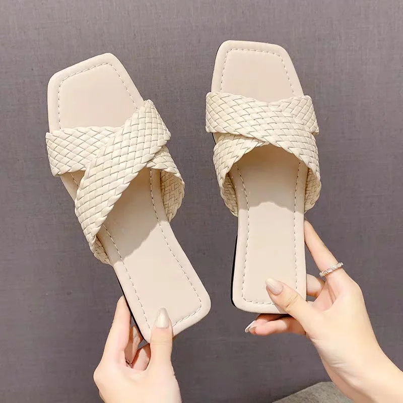 

Solid Color Women's Slippers Braided Design Charm Open Toe Vacation Beach Flat Sandals Casual Plus Size Flip Flops Women Shoes