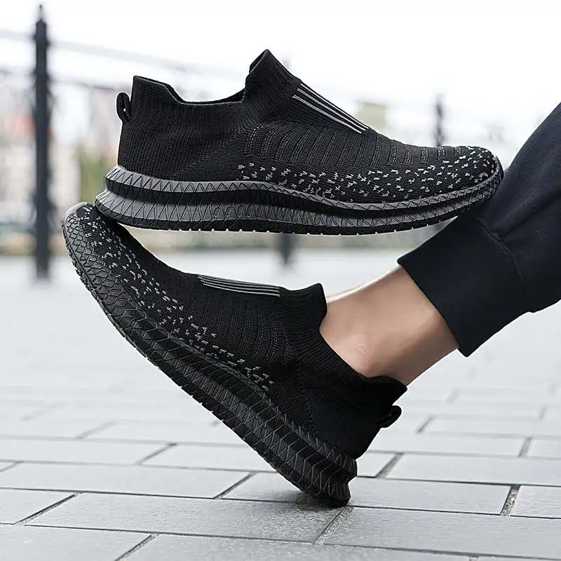 

Men's Mesh Sneakers High End Sport Shoes For Men Designer Luxury 2022 Running Shoes Husband Anti-Skid Soled Sports Shoes Tennis