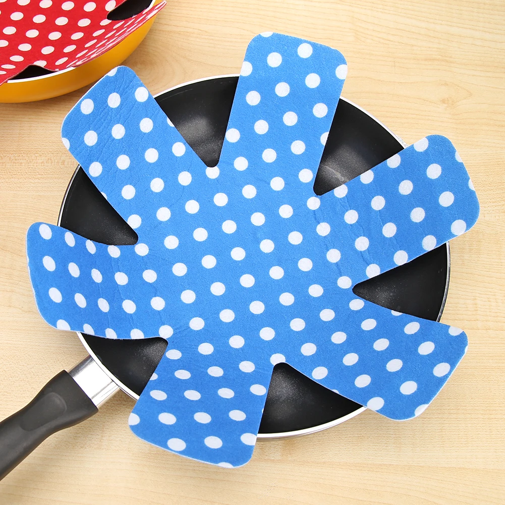 

3pcs Non-woven Insulation Pot Mat 38CM Snowflake Shaped Dot Placemat Non-slip Tableware Pads Home Kitchen Accessories