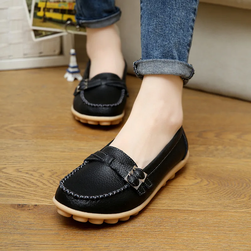 41 42 43 Plus Big Over Large Size New Cowhide Mother's Shoes Cow Soft Sole Flat Sole Middle Aged Women's Shoes Casual Flat Heel