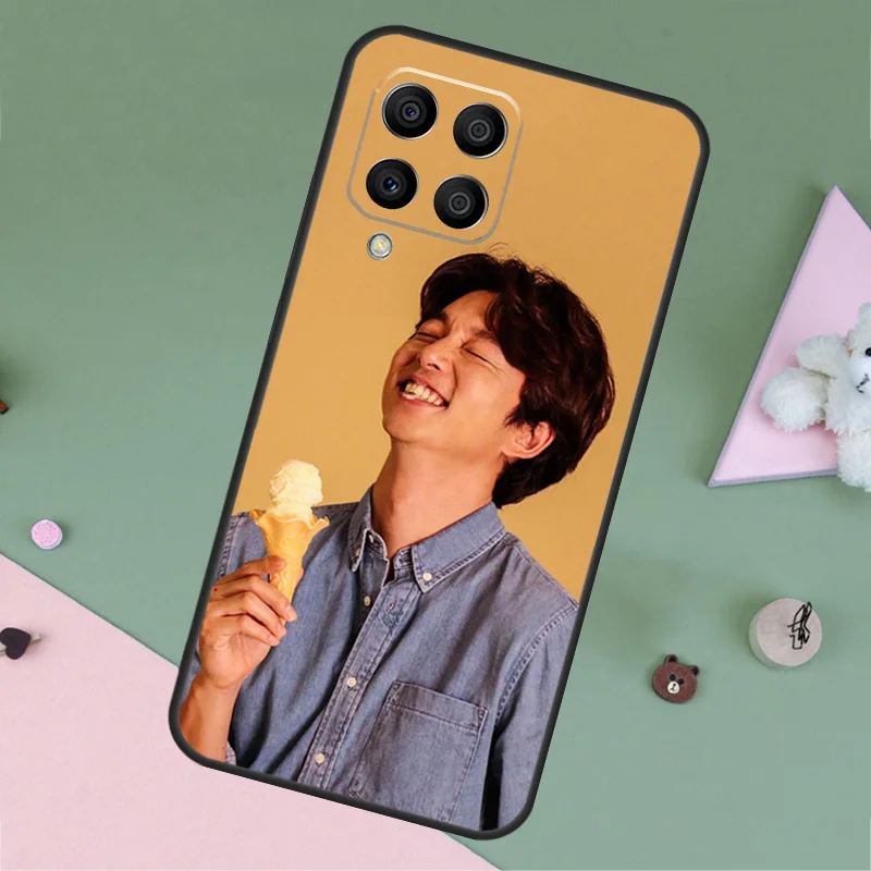 Чехол Kpop Gong Yoo для Samsung Galaxy M35 M55 M15 M12 M13 M14 M34 M54 M33 M53 M21 M31 M11 M32 M52 M06 M16