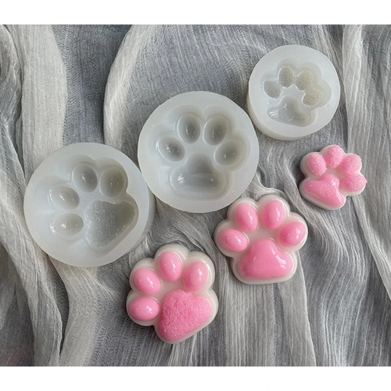 

Diamond Medium Cat Paw Silicone Epoxy Mold DIY Keychain Pendant Jewelry Crafting Mould for Valentine Love Gift Craft