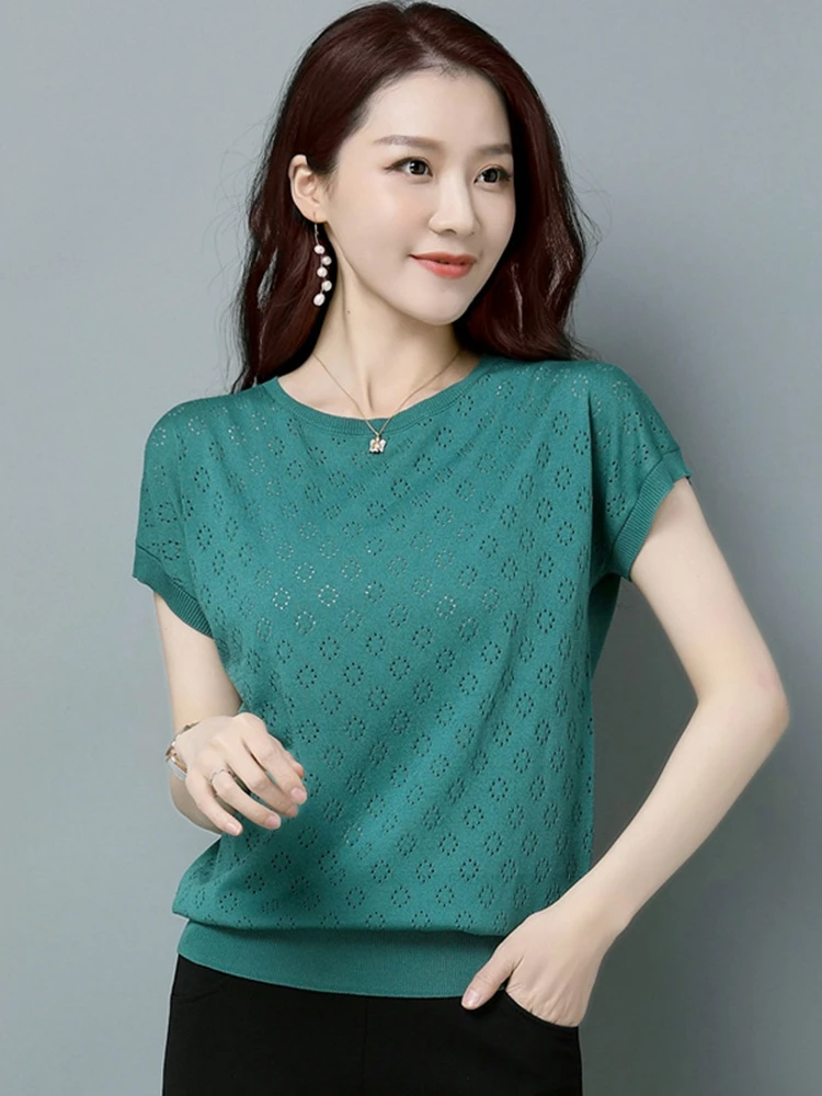 

Женская трикотажная футболка с коротким рукавом и круглым вырезом