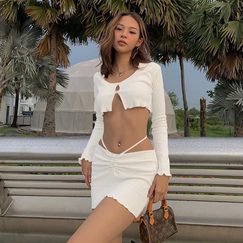 

Choichic Y2K Long Sleeved Skirt 2 Pieces Sets Women Summer Casual Exposed Navel Wooden Ear Edge T-shirt Short Top Skirt Outfit