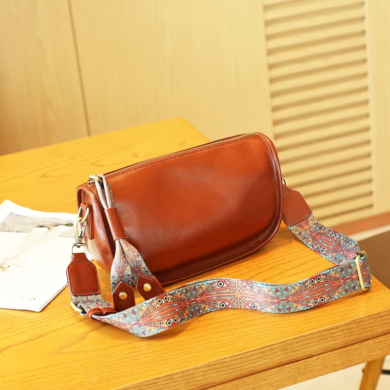 NEW Genuine leather women pillow hand bag New fashion versatile Cowhide small square bag shoulder bag vintage crossbody bag