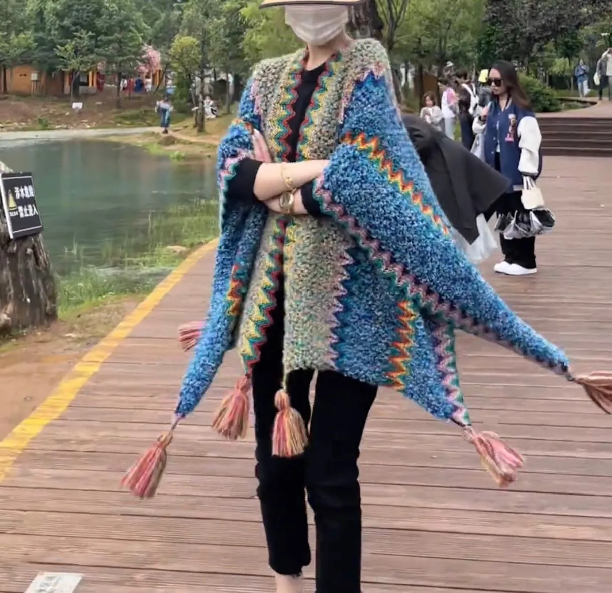 

Autumn Winter Women Retro Cloak Ethnic Style Travel Photo Large Shawl Multicolor Stitching Fashion Clothing Lady Sweater Jacket