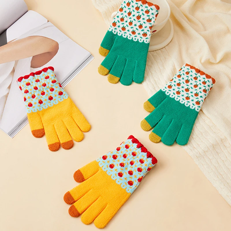 Рисунок 4 - 1 пара, женские теплые ветрозащитные