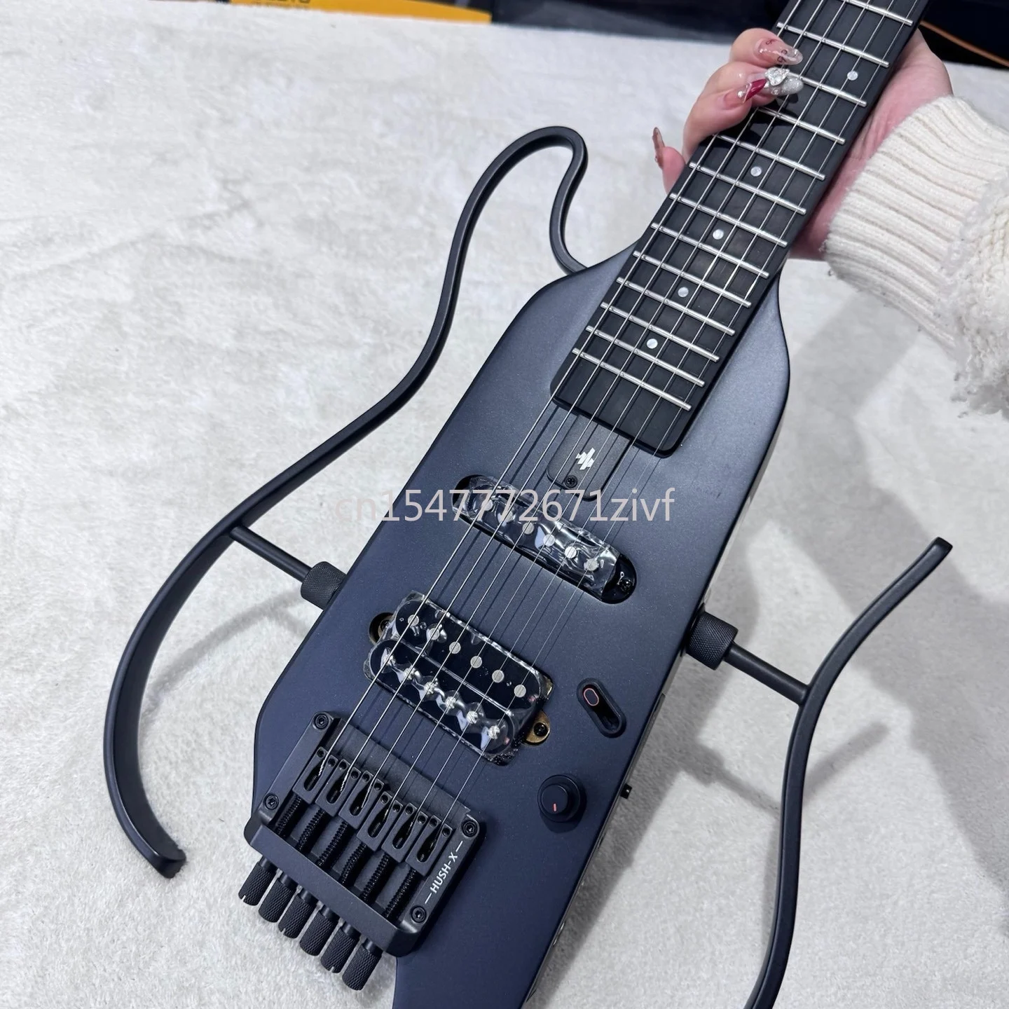 Фото PRO HUSH-X 38-дюймовая электрогитара Zero Design Rock Starter Портативная безголовая акустическая гавайская гитара с матовым замком из черного дерева №2