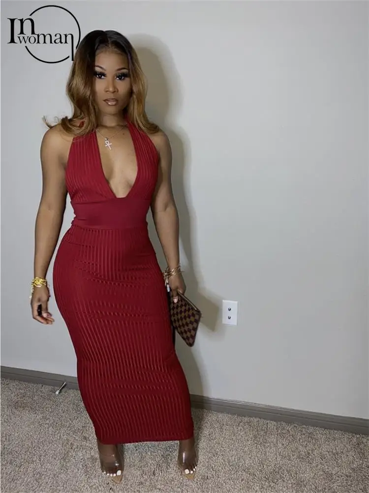 

Платье-макси однотонное Облегающее с лямкой на шее и открытой спиной