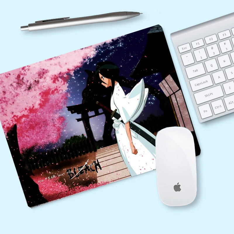 

Bleach Black and White Comfort Mouse Mat Gaming Mousepad Desktop Mousepad Gaming Small Mouse Pad 22x18CM Keyboard Mat for csgo