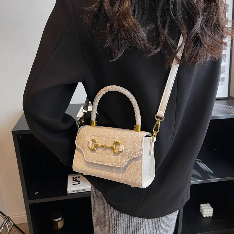 Texture Leather Fashion Shoulder Messenger Bags Commuter Portable Handbags for Women 2023 Designer Luxury Trend Crossbody Bag