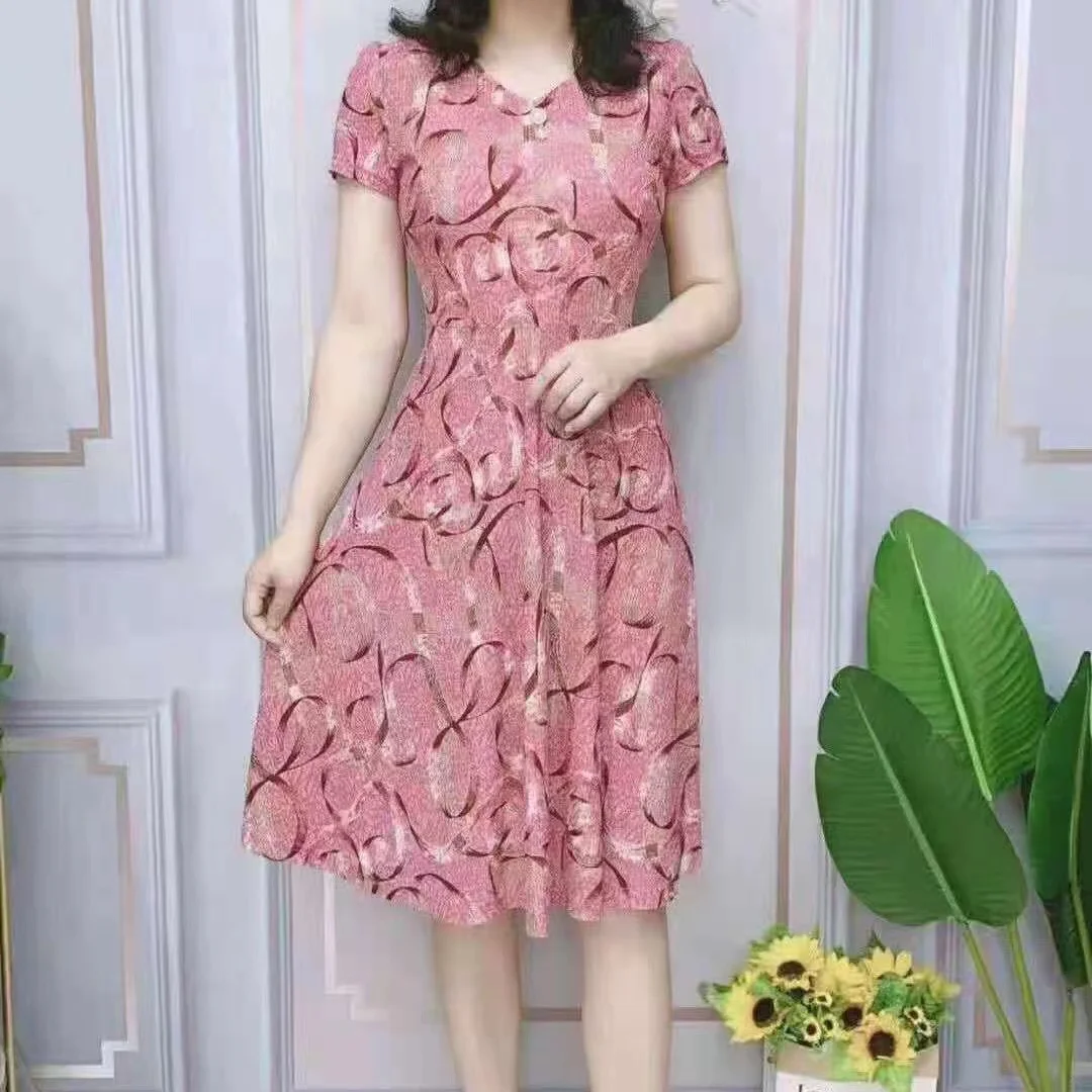 

P10 Mom's Summer Dress 2023 New Fashionable Middle aged Women's Spring/Summer Thin Fashion 3/4 Sleeve Fragmented Flower Skirt