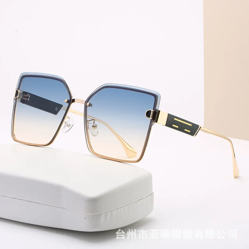 

Солнцезащитные очки оверсайз для мужчин и женщин, Модные Винтажные квадратные солнечные очки без оправы, дизайнерские, UV400