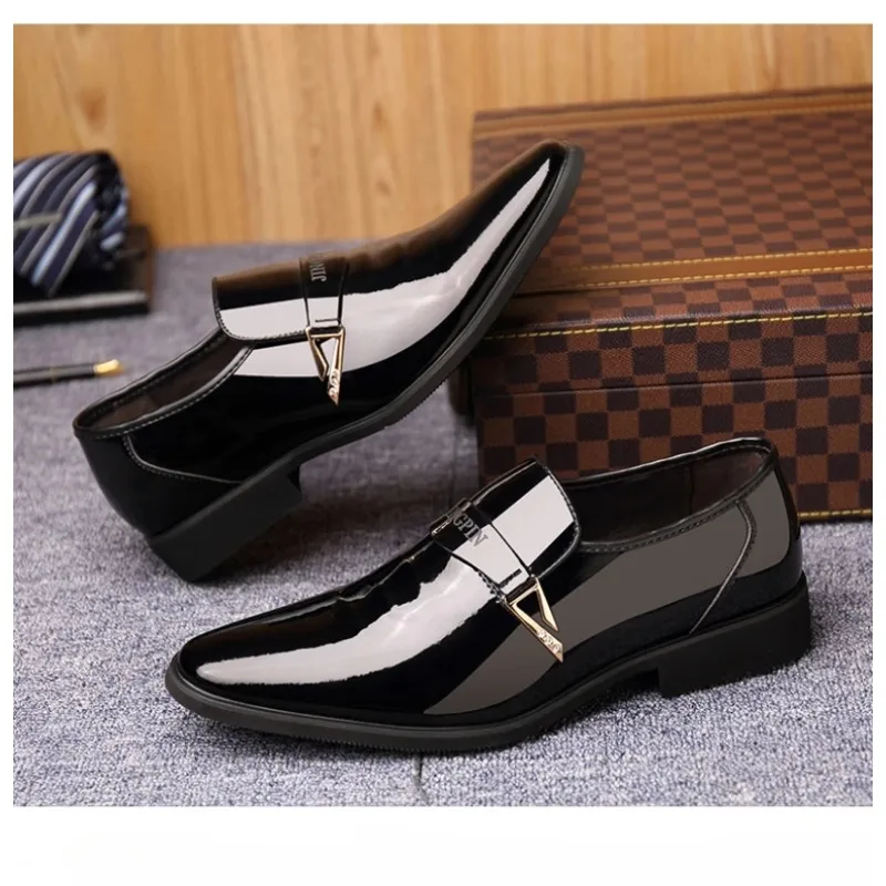 

Туфли мужские классические, лакированная кожа, без застежки, оксфорды, блестящие, заостренный носок, повседневная обувь, мокасины