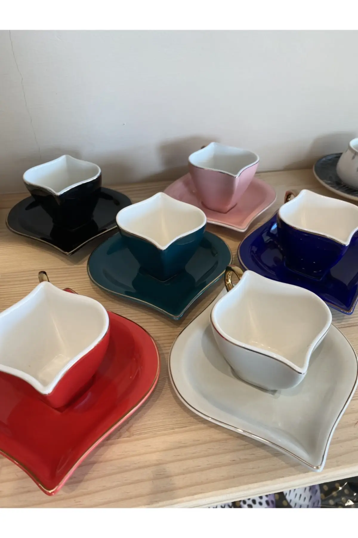 Набор брендовых кофейных чашек 6 шт.