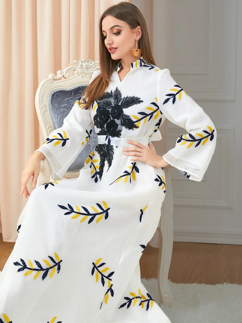 Floral Embroidery Guipure Panel Belted Dress Stand Collar Long Sleeve Urban Casual Muslim Abaya Dress Dubai Party Dresses 2022