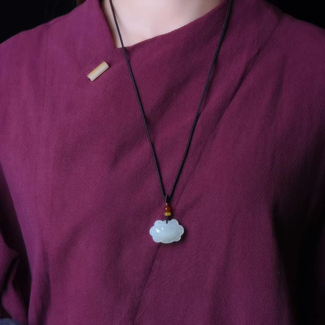 Ювелирные изделия с кулоном в виде детского замка из нефрита 8471 #