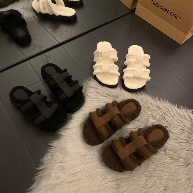 2023 New Women's Plush Slippers Winter Fashion Lamb Wool Comfortable Flat Fur Slippers Designer Women's Luxury Plush Slippers