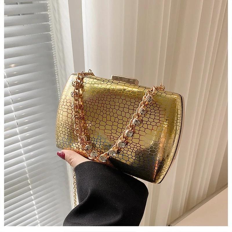 

Women Gold Snake Print Evening Bag Party Bag Designer Purse Crossbody Shoulder Bag Luxury Diamond chian HandBag Wedding Clutch