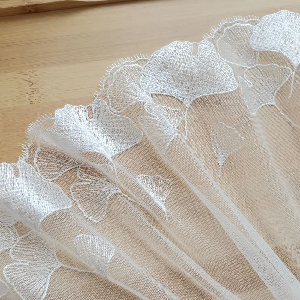 Кружевная отделка в виде листьев 2 м 20 см