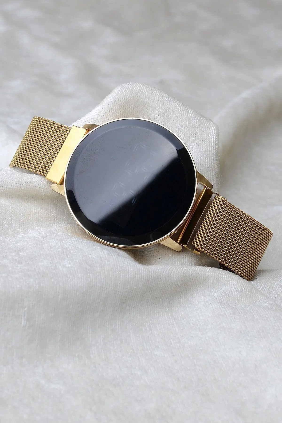 

2022 Watches Unisex Gold Magnet Touch New Luxury Quartz Clock Top Stylish Brand Sport Fashion High Quality