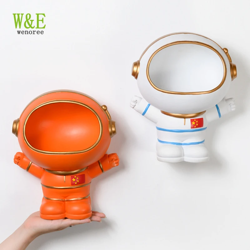

Nordic wall decor astronaut resin wall frame home decor 3D astronaut statue living room bedroom wall decor
