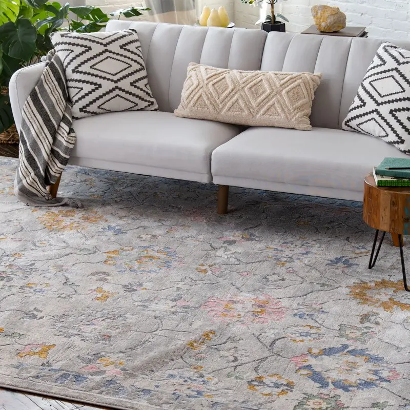 

- Bright, Intricate & Majestic Traditional Rugs with Flowery Patterns & Sleek Border