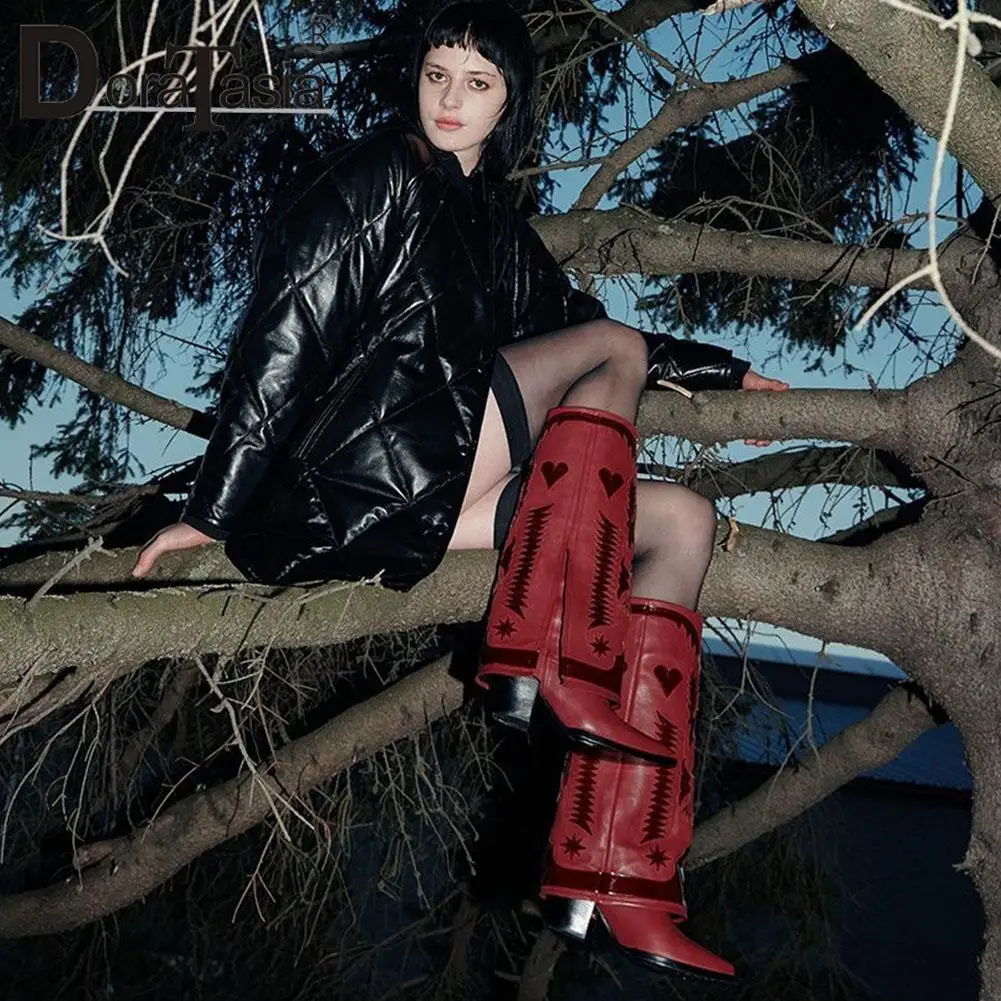 Brand New Female Embroider Totem Cowgirl Boots Fashion Chunky Heels women's Boots Mixed Colors Pointed Toe Western Woman Shoes