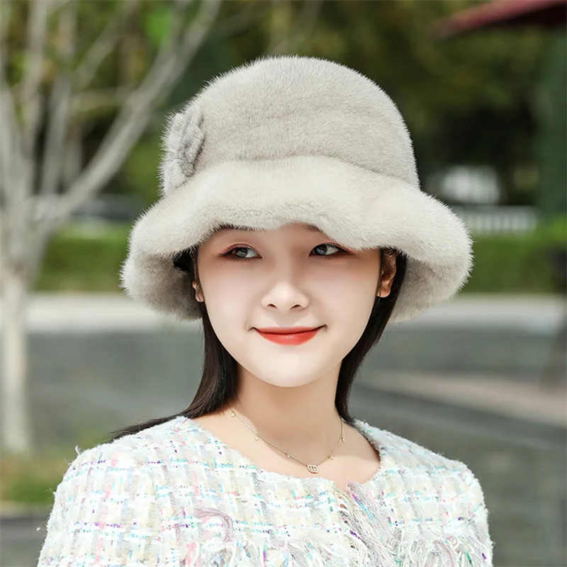 Рисунок 3 - Русская зимняя шапка из натурального меха норки