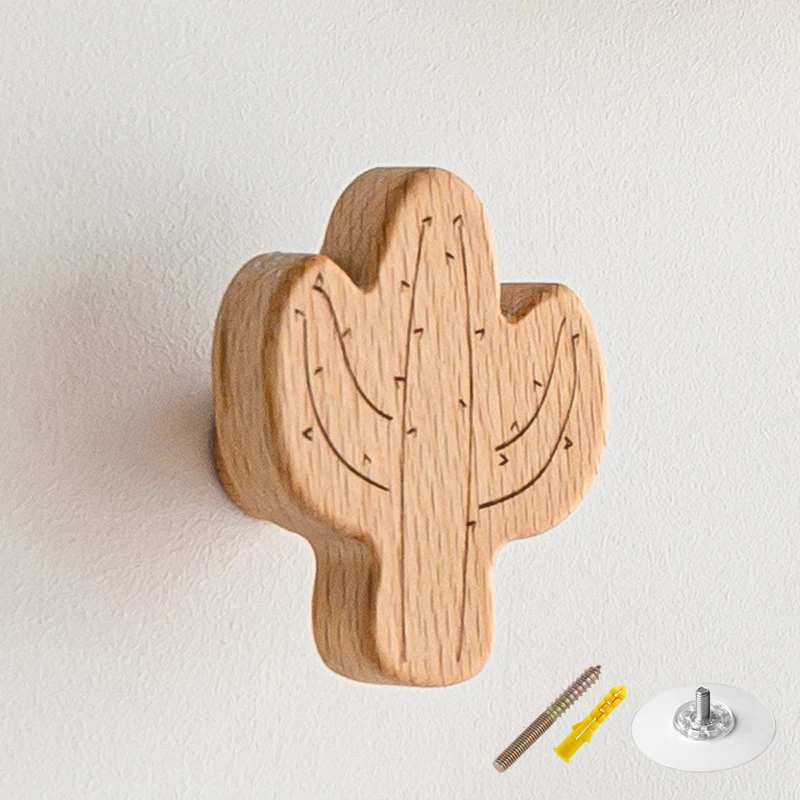 

Деревянный крючок-животное