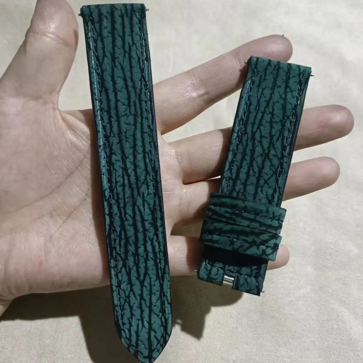 

2023 new genuine leather strap, real shark leather watch strap,