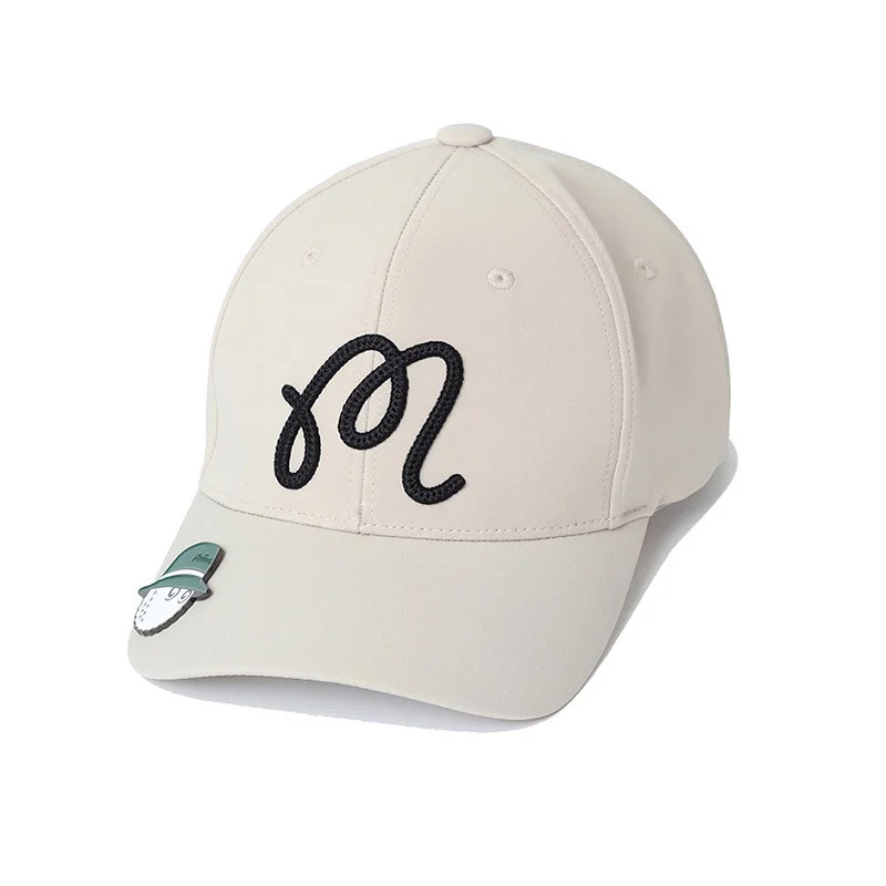New men's and women's golf cap is prevented bask in breathable golf baseball cap