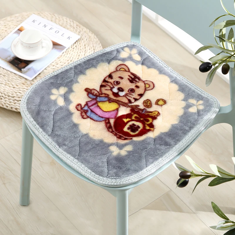 

1PCS Winter Plush Dining Chair Mat Thick Warm Non-slip Cushion Square Stool Seat Pad Car Seat Cushions Office Chair Mats 42x42cm