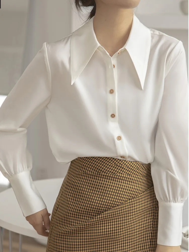 Женская летняя стильная атласная белая рубашка элегантная официальная блузка