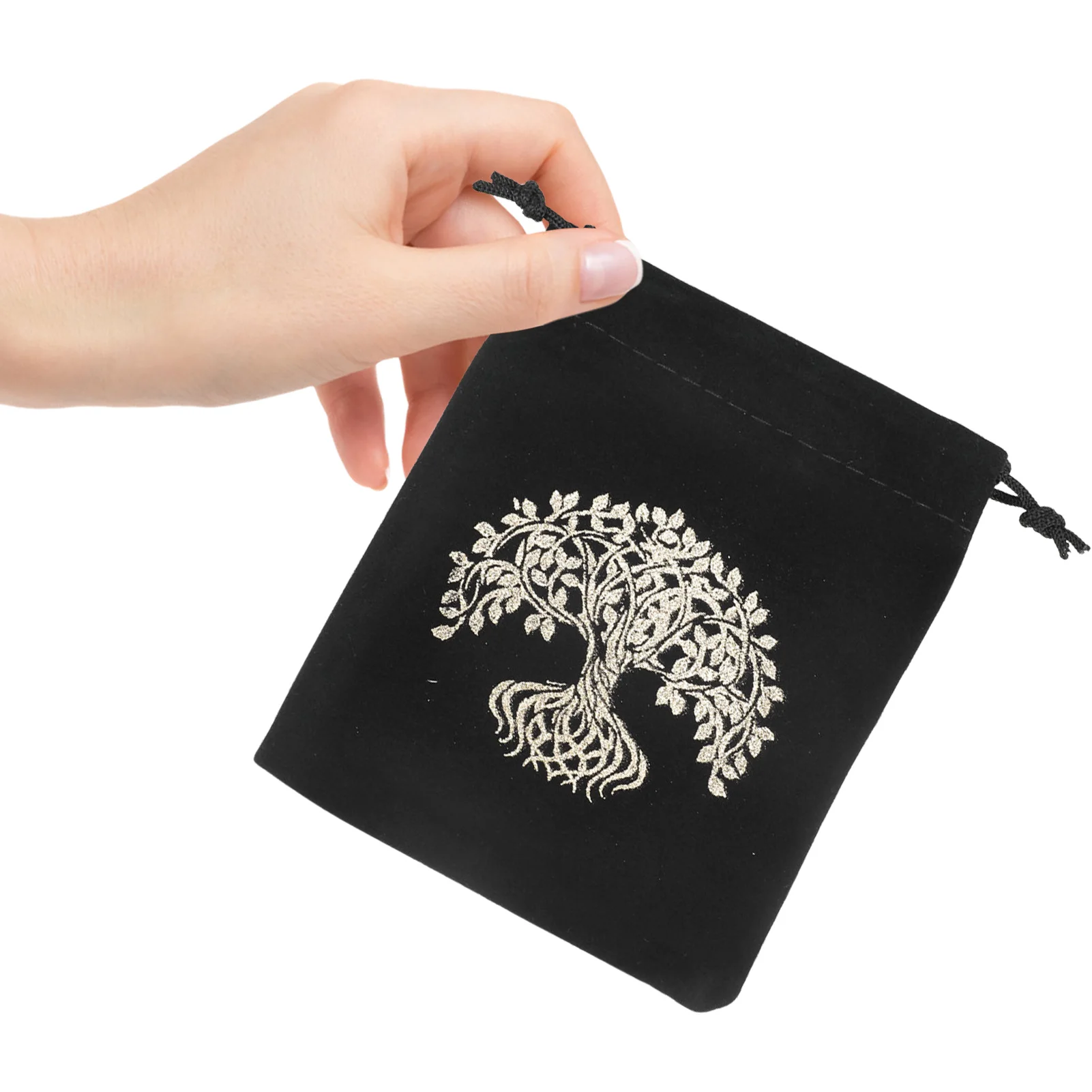 

Бархатная сумка на шнурке с вышивкой для карт