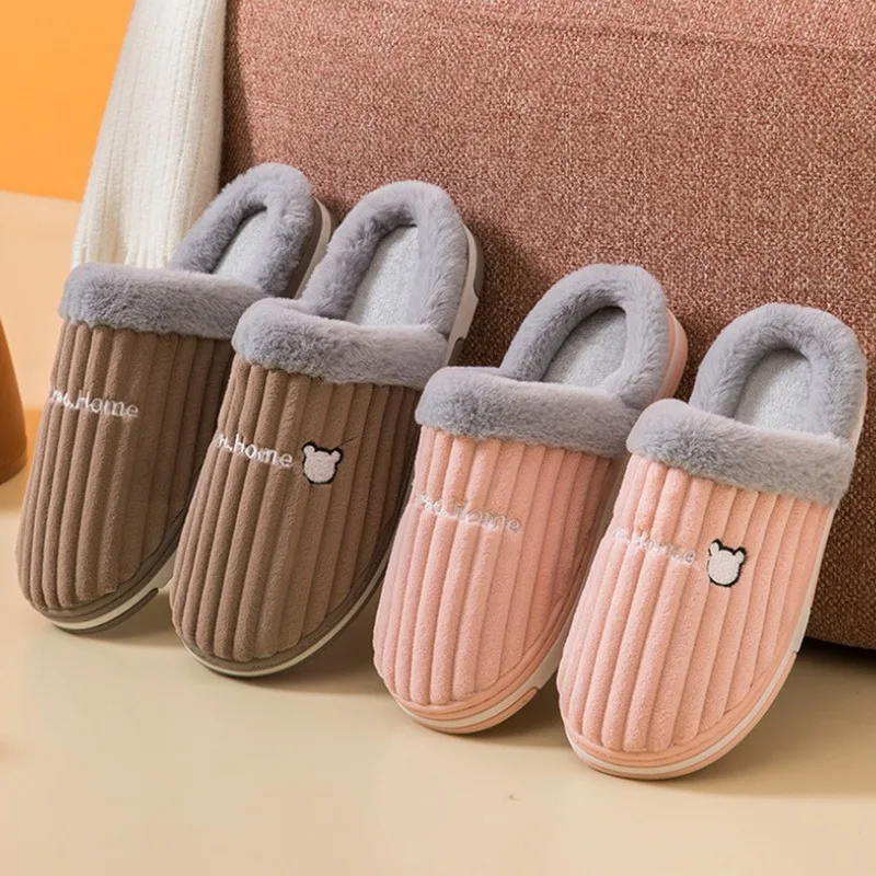 

2022, модные Семейные осенне-зимние хлопковые пушистые тапочки на плоской подошве, женские домашние меховые тапочки, женские и мужские теплые...