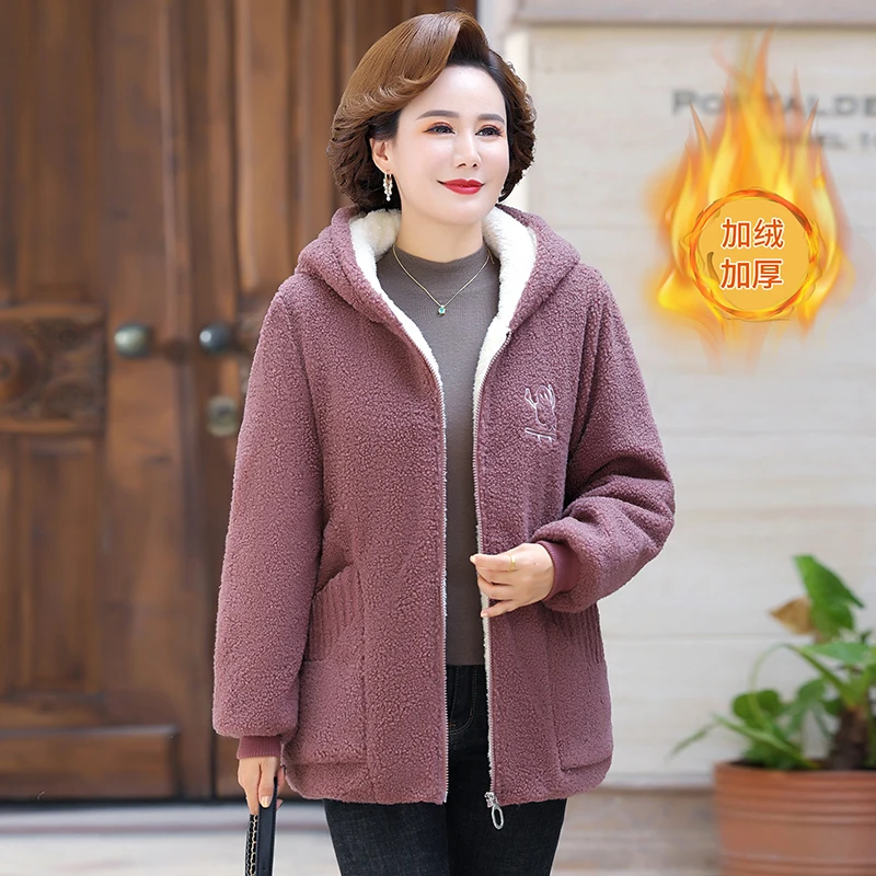 5XL Middle-aged Elderly Women's Lamb Wool Coat 2022 New Winter Plus Velvet Cotton Jacket Loose Female Hooded Overcoat