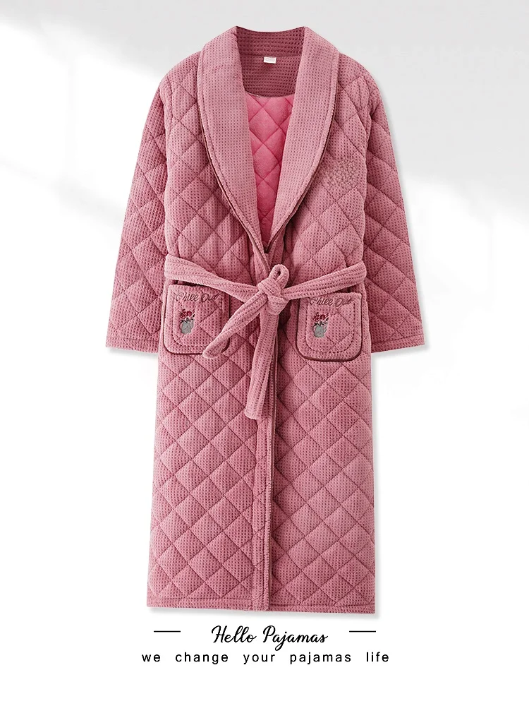 Ночная рубашка из кораллового флиса для женщин осень и зима 2024 новая трехслойная