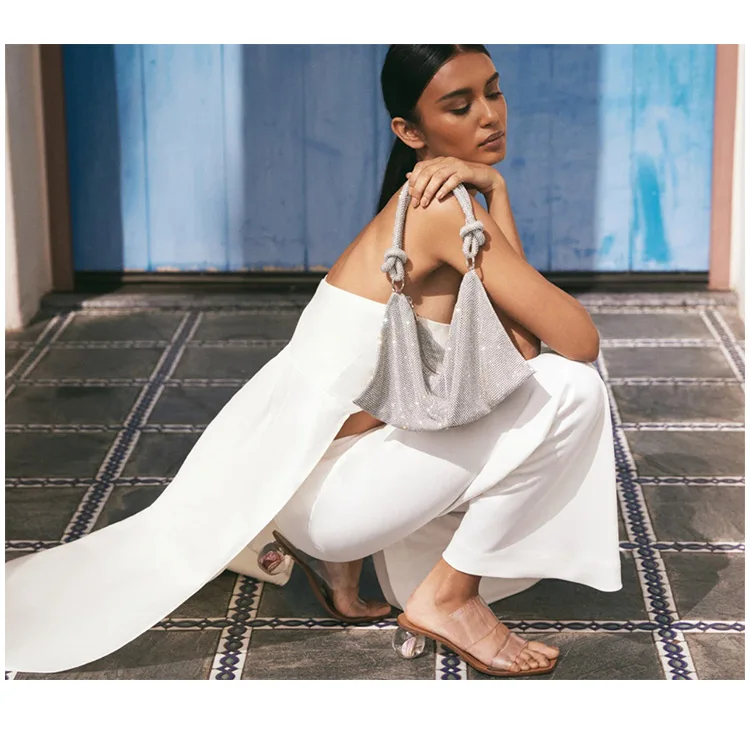 Full Diamonds 2023 Bag New Women's Leather Chain Inlaid with Bright Hand-held Underarm Women's Bag Designer Women Luxury Handbag