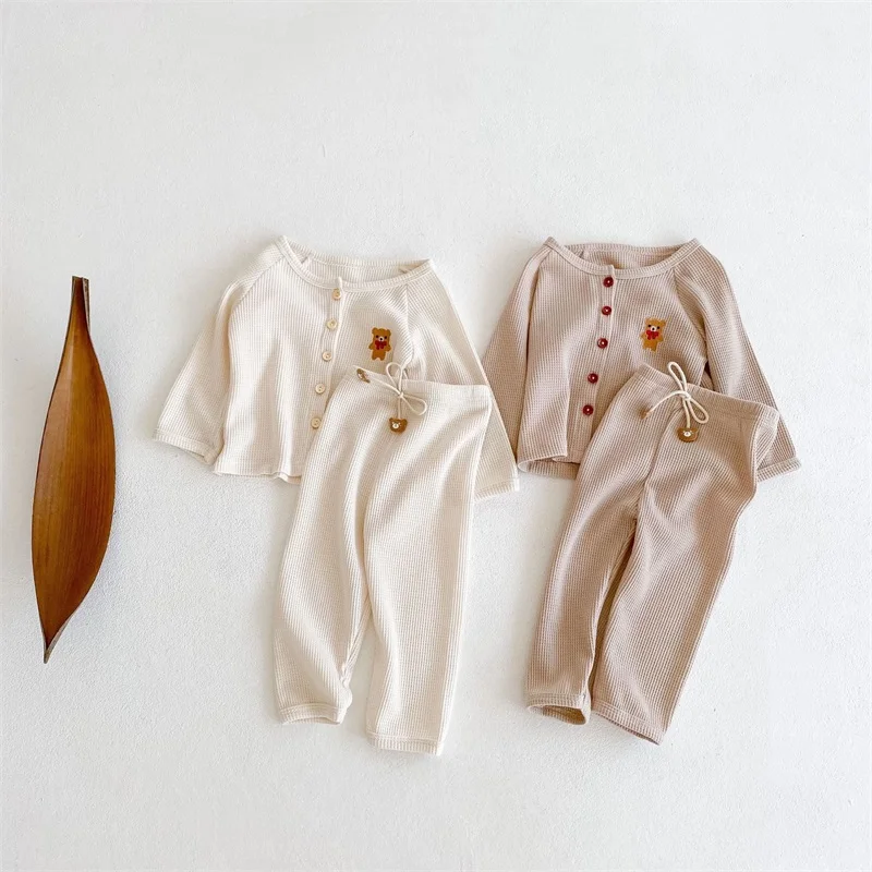 

Baby Kids Autumn Waffle Cotton Clothes Set Boys and Girls Bear Pattern Top and Pants 2pcs Clothing Suits