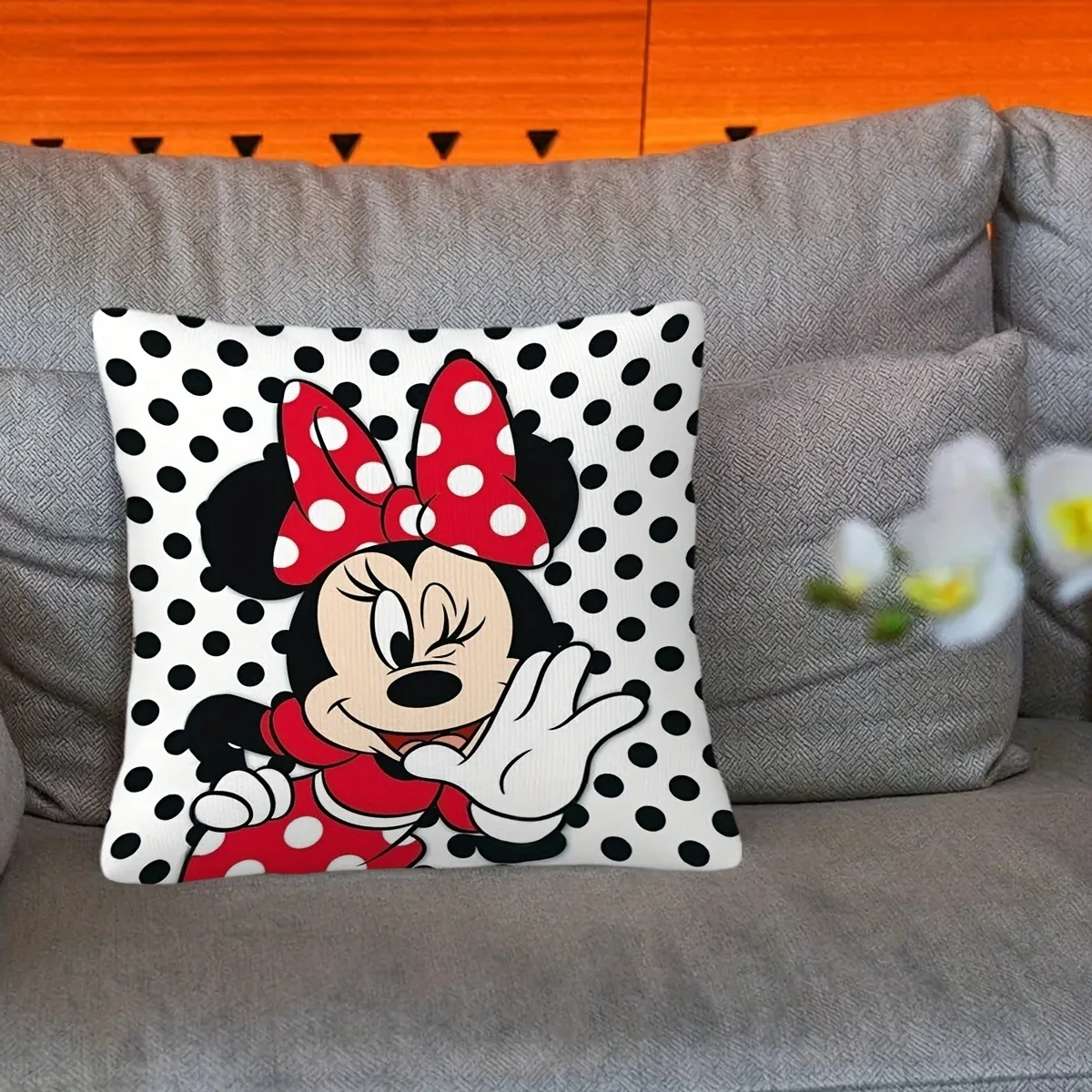 

Наволочка MINISO с Минни Маус 40x40 см