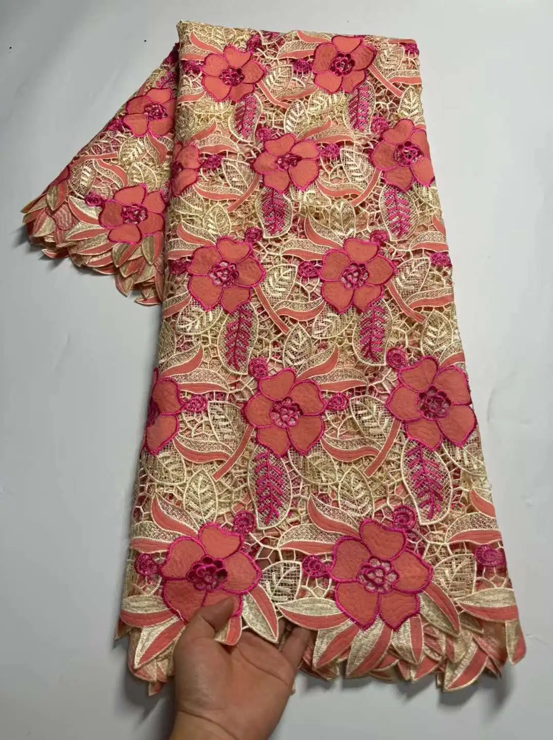 2024 новейшая изящная приятная для кожи Высококачественная кружевная ткань из