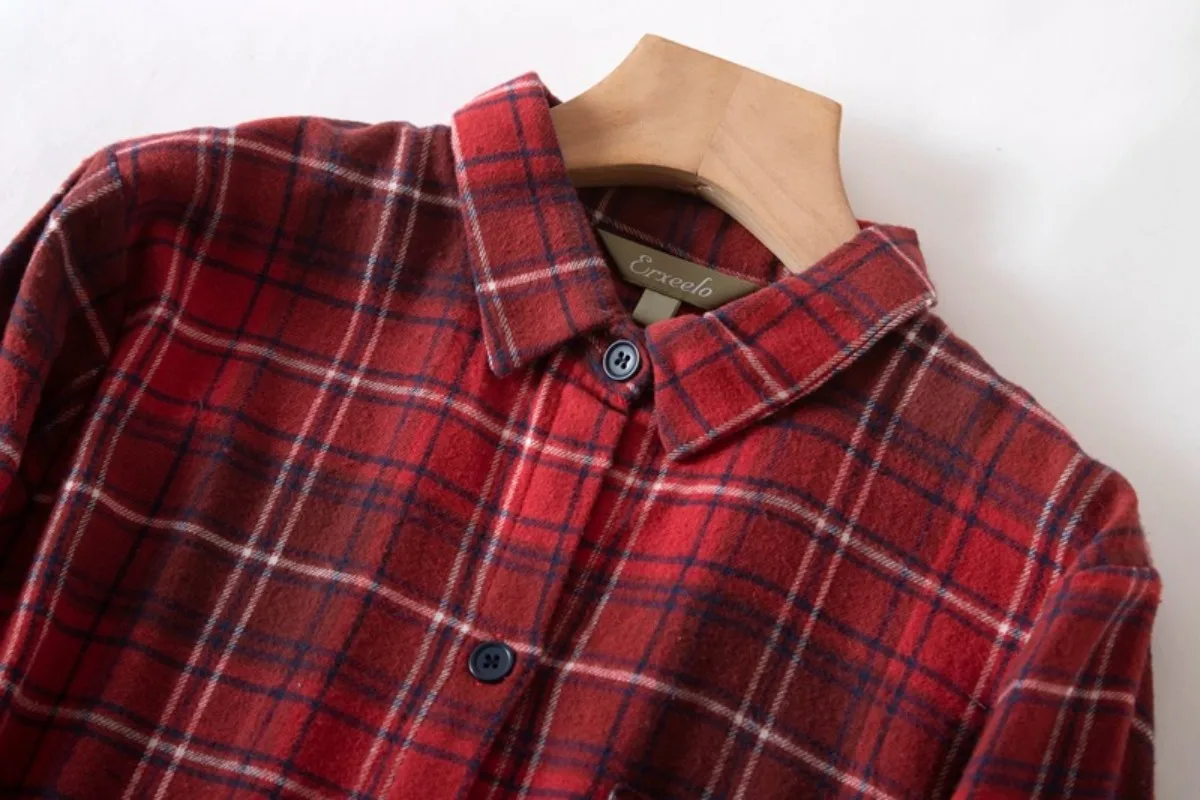 Autumn Women's Plaid Retro Nightwear Polyester Comfortable Slim Fitting Lapel Outwardly Wearable Pajamas Length To The Shank