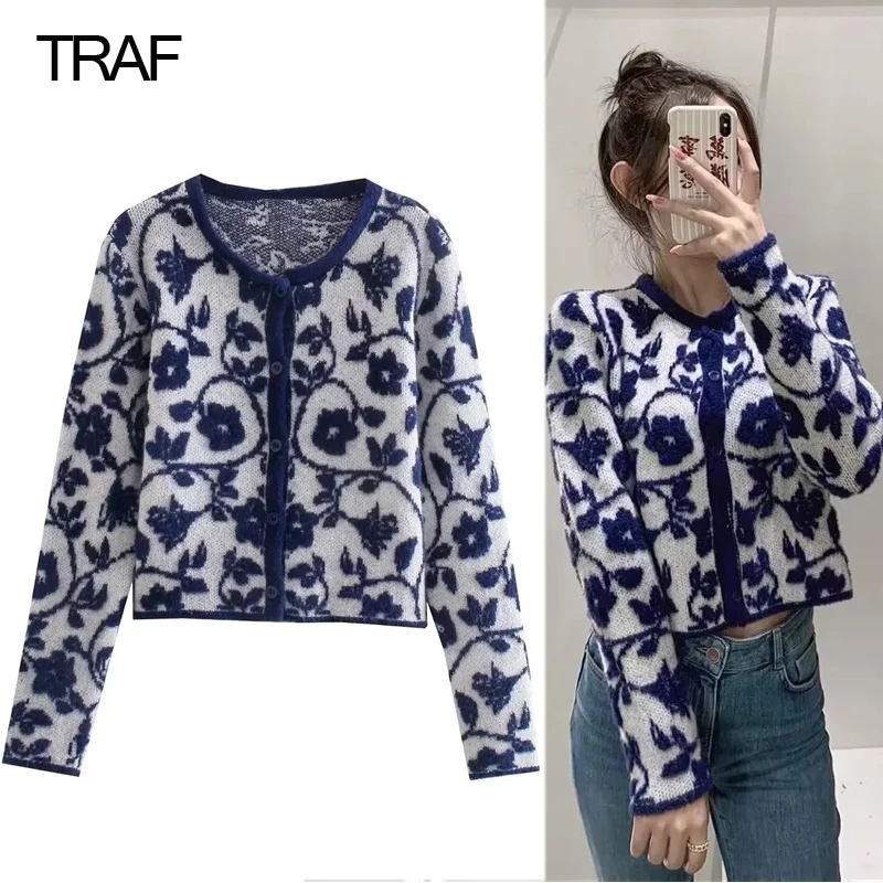 

Женский трикотажный кардиган на пуговицах, с длинным рукавом