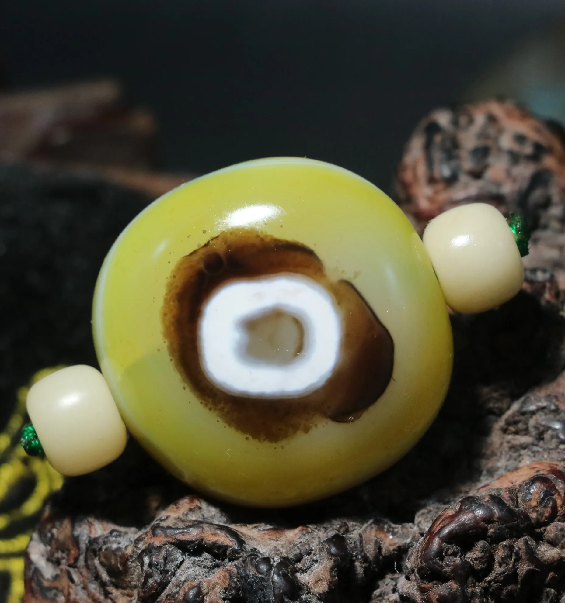 Волшебная сила Тибетский старый Agate Om Word Небесный Глаз козий глаз бусины дзи $