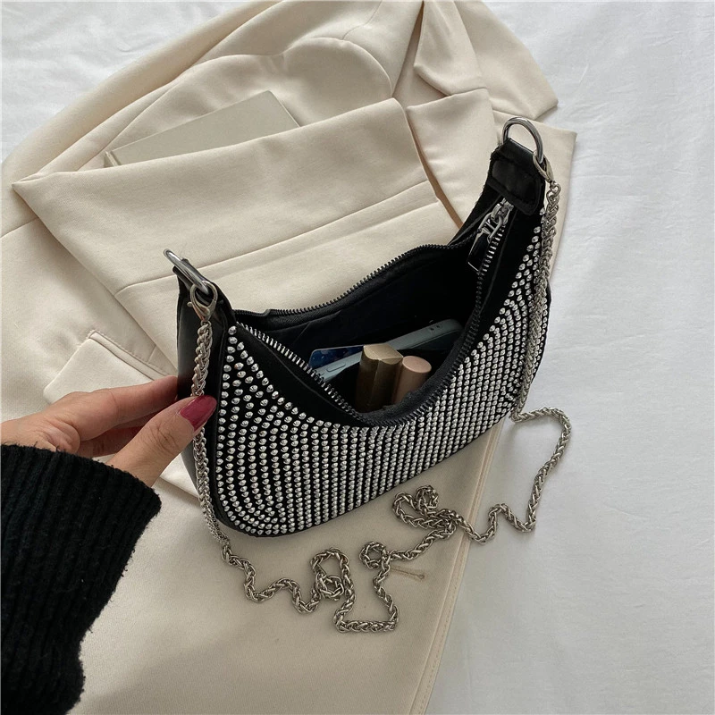 2023 Summer European Fashion A Light Pure Color Lady Handbag Luxury Design New Moon Bag Lady Handbags Women Purse And Handbags
