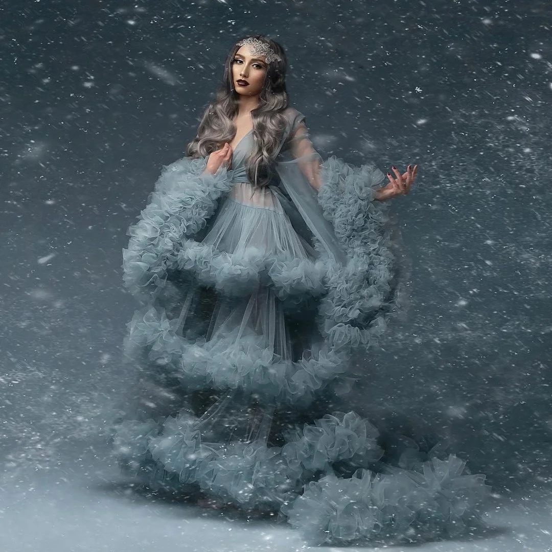 

Потрясающие платья для выпускного вечера с длинным рукавом для невесты, ночные рубашки с многоярусными оборками, халаты для фотосессии, тюл...